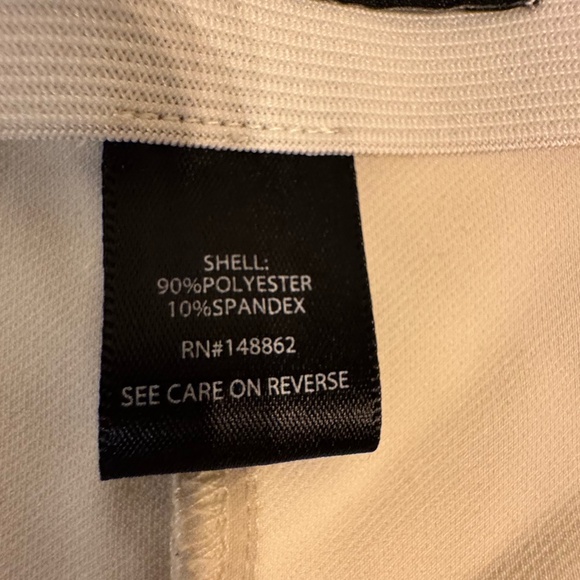 Studio by Torrid Winter White Pull-On Wide Leg Pants – Size 6R - Picture 15 of 15